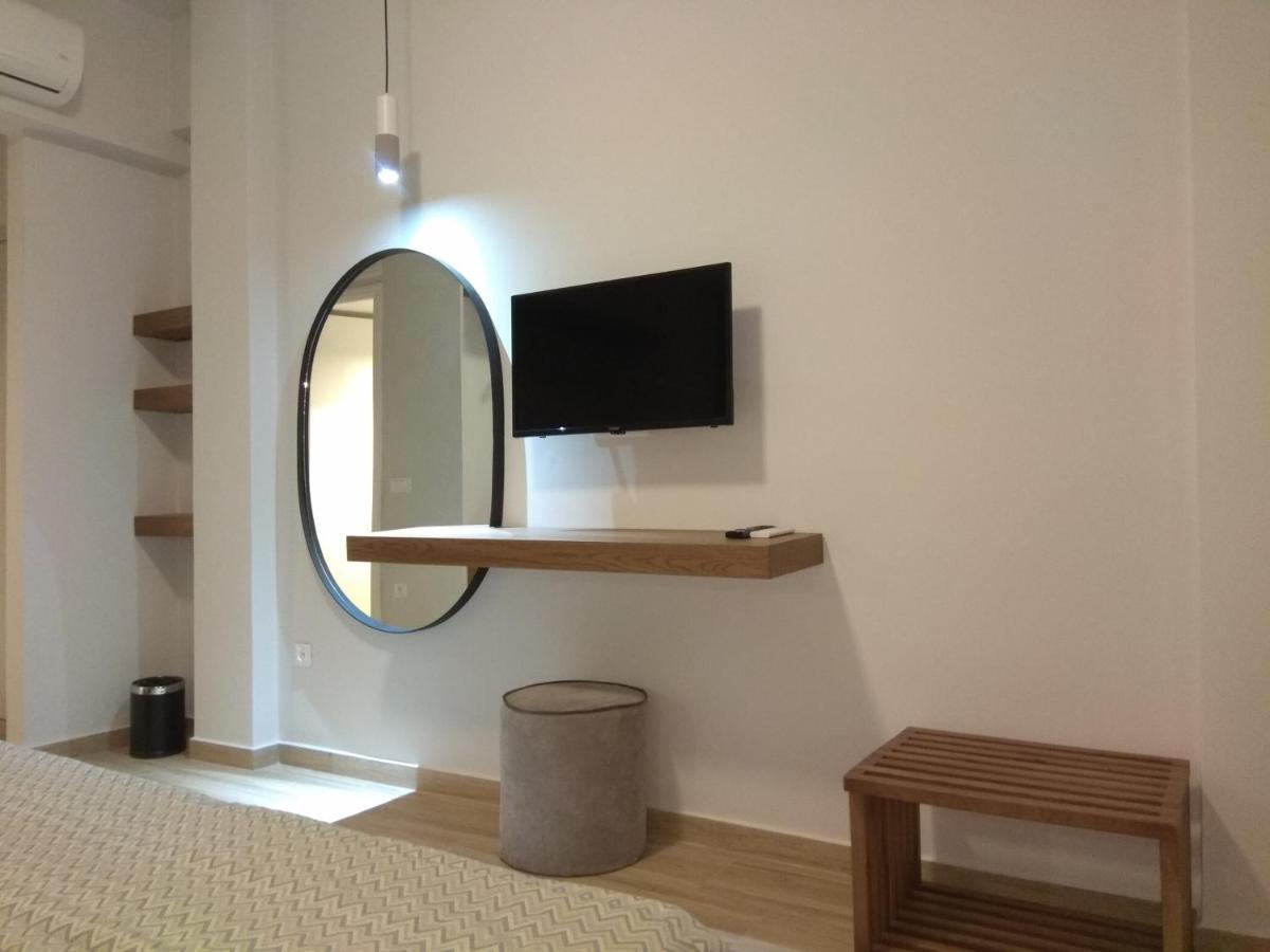Ariadni Rooms & Apartments Ermoupoli Buitenkant foto