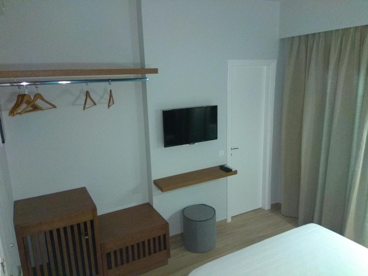 Ariadni Rooms & Apartments Ermoupoli Buitenkant foto