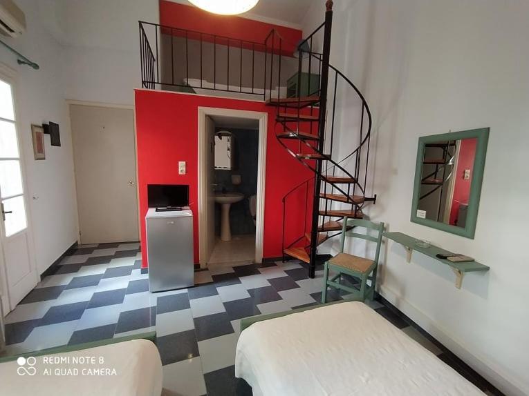 Ariadni Rooms & Apartments Ermoupoli Buitenkant foto