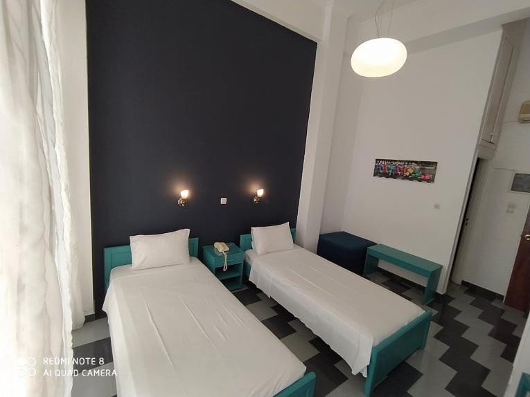 Ariadni Rooms & Apartments Ermoupoli Buitenkant foto