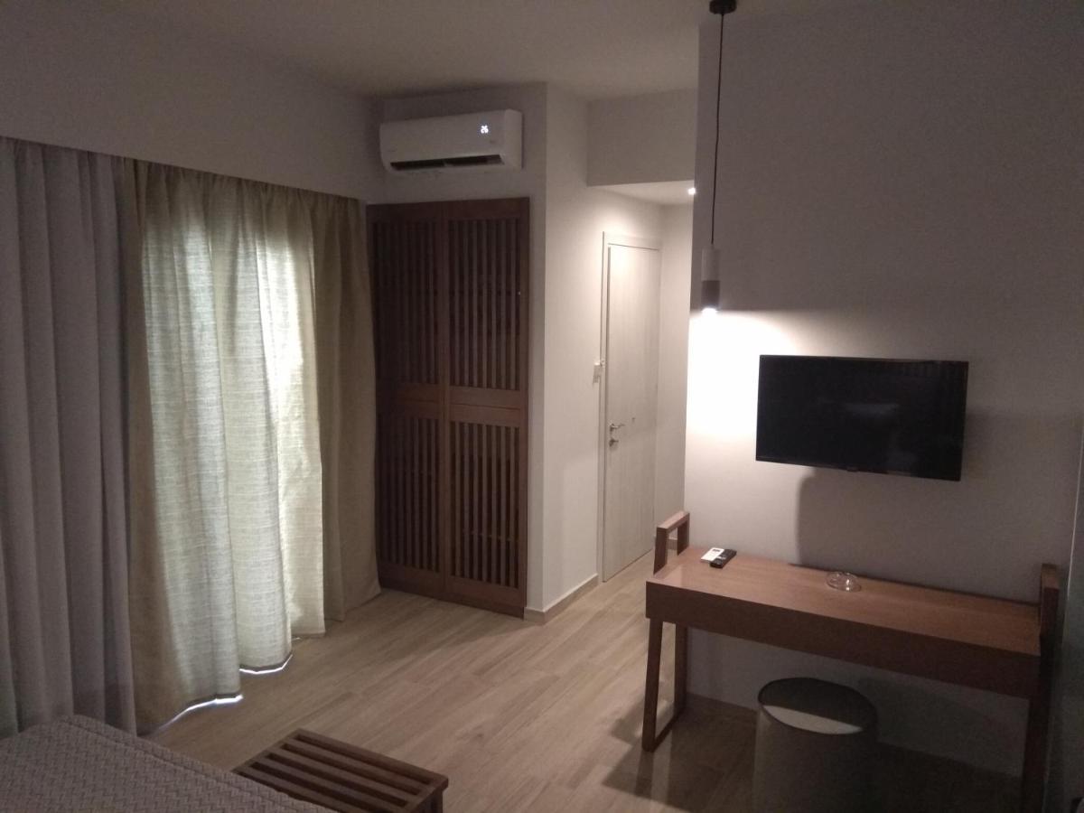 Ariadni Rooms & Apartments Ermoupoli Buitenkant foto